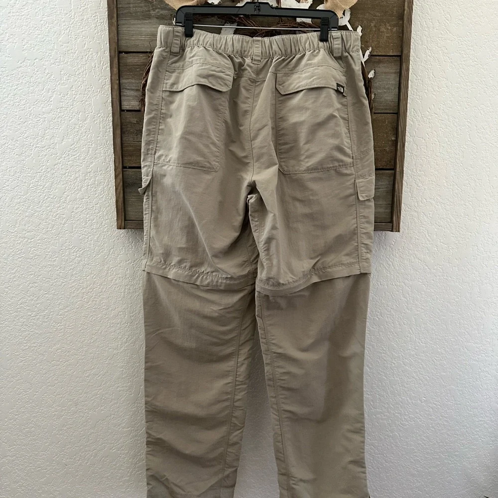The North Face khaki zip off nylon convertible hiking pants size Large Long‎